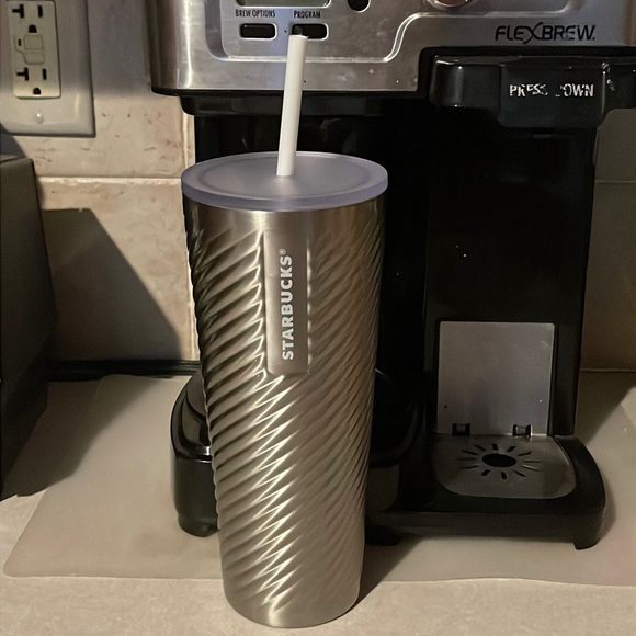 NEW Starbucks metal for cold beverages (only!) with straw - Picture 1 of 3